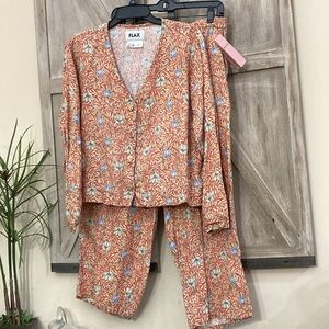 FLAX  💯 LINEN Two PIECES Blouse and Pant